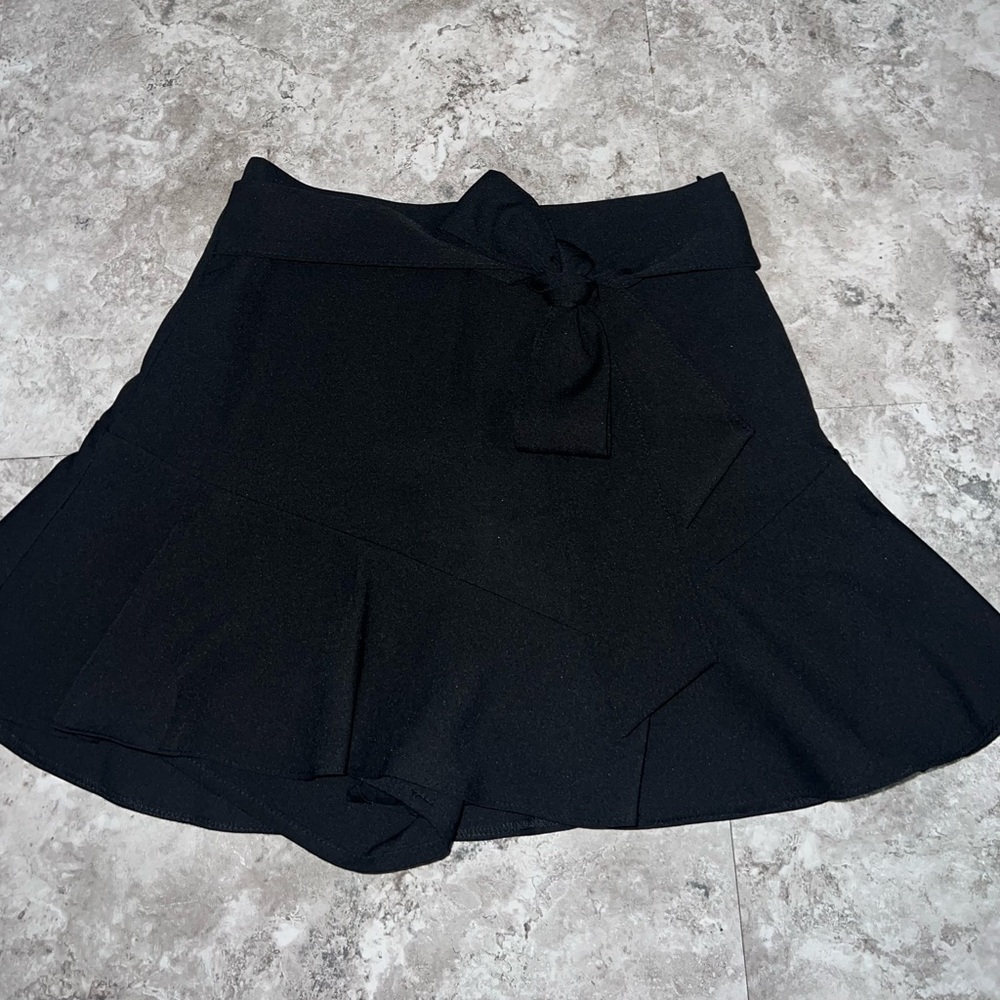 Zara high waisted tie skort